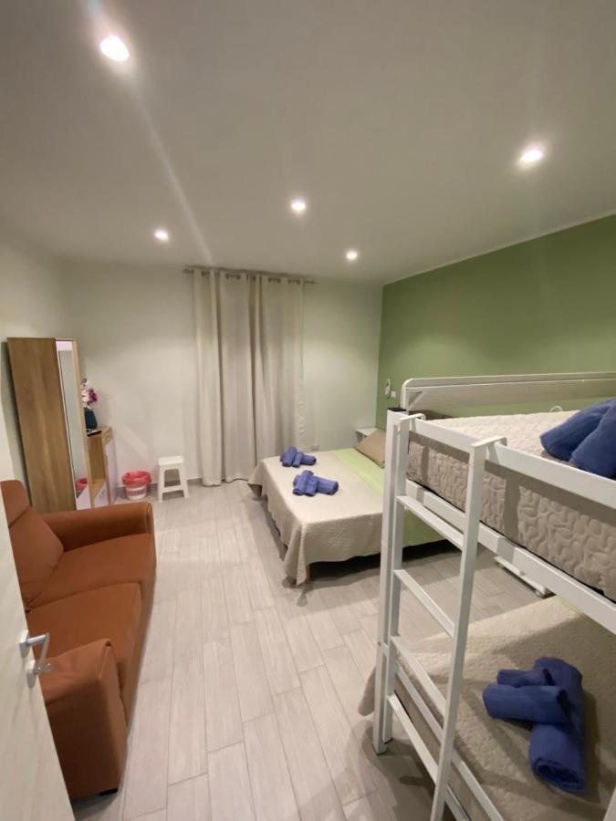 Casa Quadrifoglio Appartement Tarente Buitenkant foto